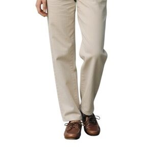 H&M Women’s Brown Faux Leather Boat Shoes Size 9 deck shoe with laces and bow